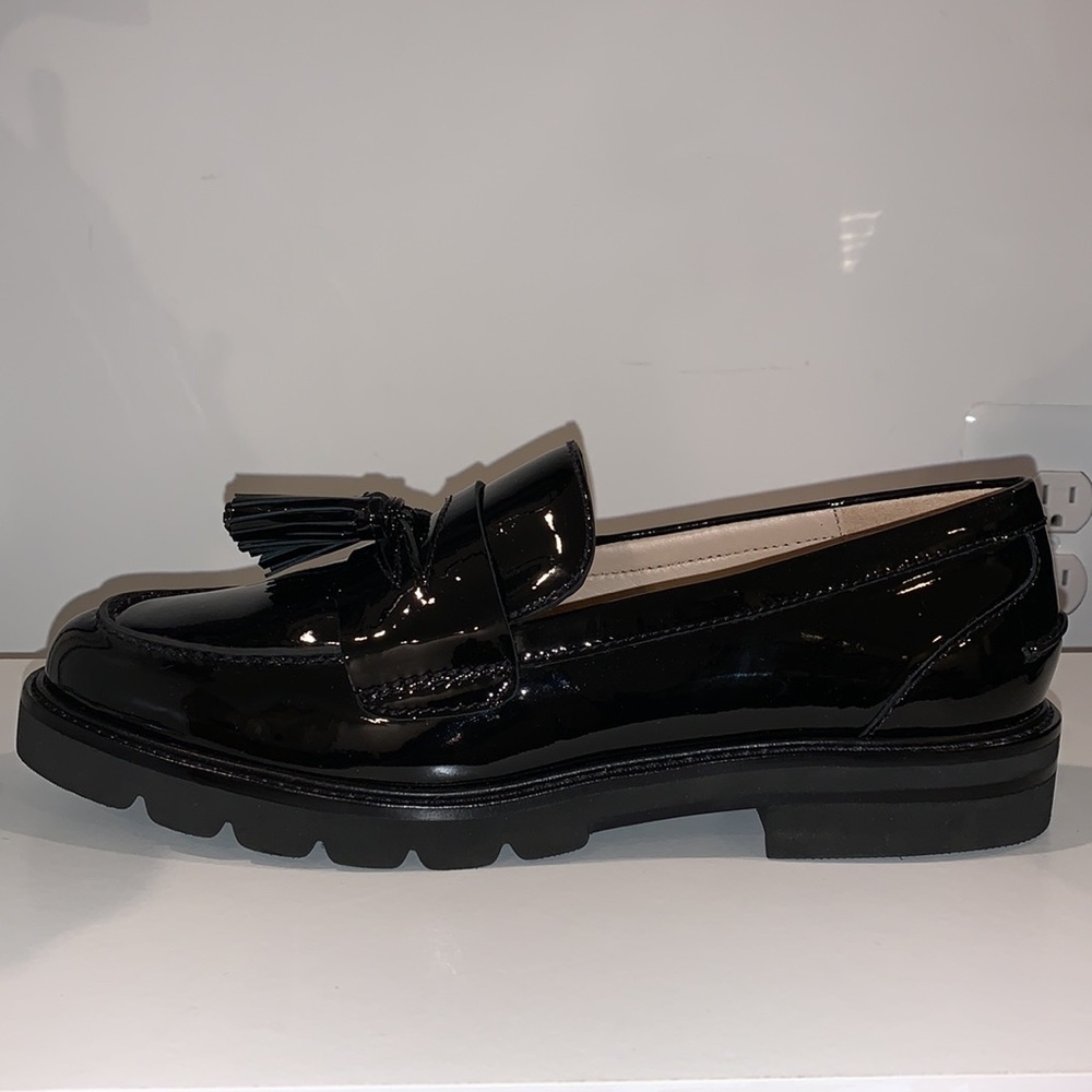 STUART WEITZMAN Adrina Oxford patent sz 40 BNWB